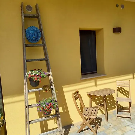 Cuprese, 2p Apartment Cupramontana