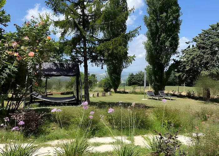 Cuprese, 2p Cupramontana